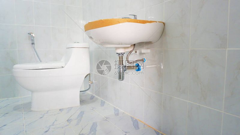 酒店工程不锈钢浴室柜：选材与安装要点解析