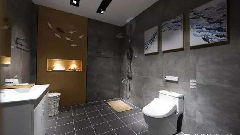 全铜花洒与不锈钢花洒：材质之别，性能之异